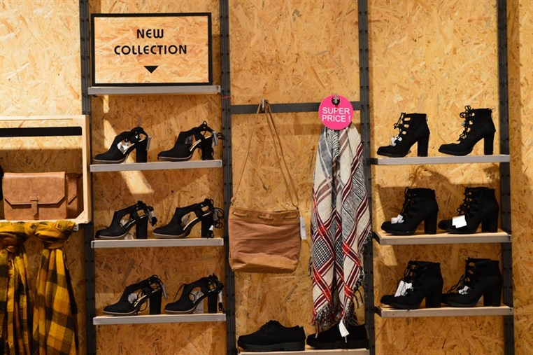 Shana Shop Opening